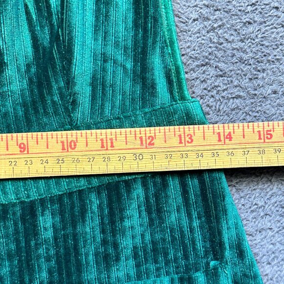 Moon River Green Velvet Jumper Dress Pockets & Cross Back Detail - Size Small - Picture 5 of 8